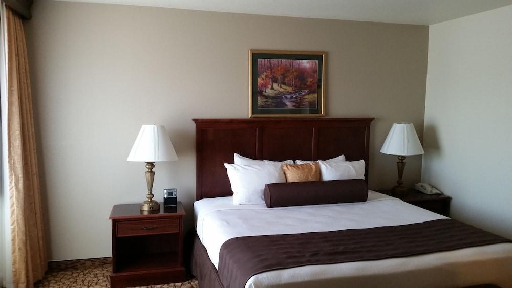 Best Western Plus Mill Creek Inn Salem Bagian luar foto