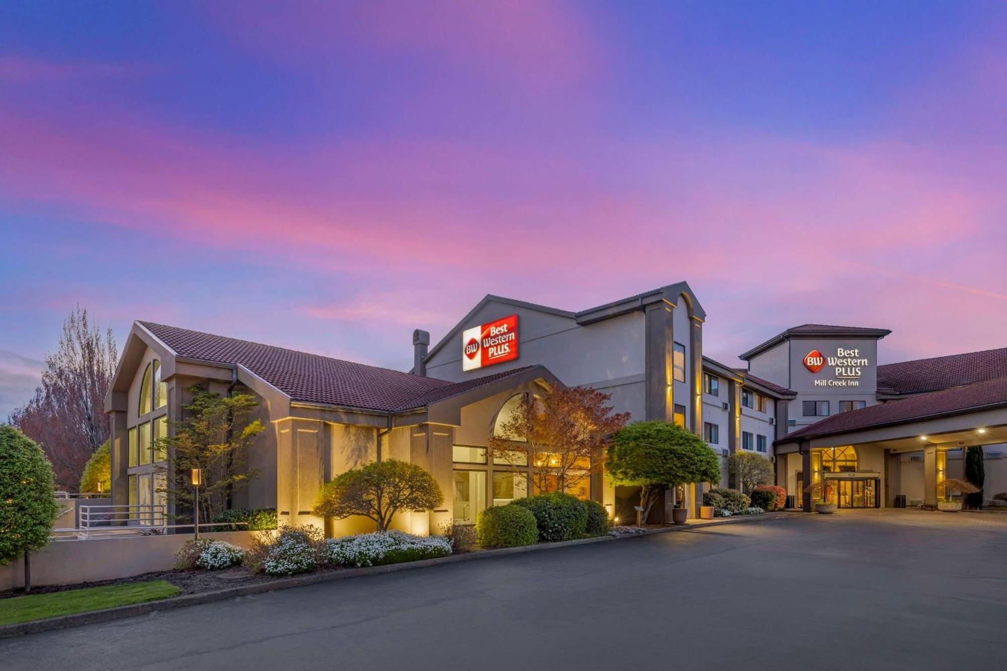 Best Western Plus Mill Creek Inn Salem Bagian luar foto