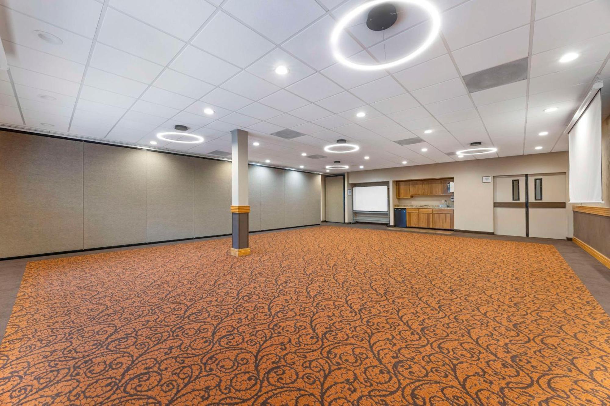 Best Western Plus Mill Creek Inn Salem Bagian luar foto