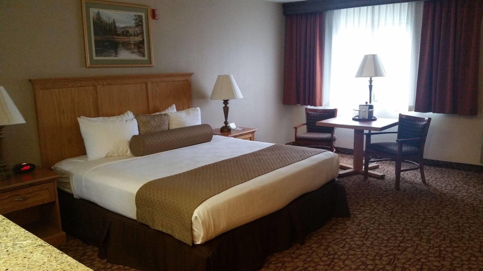 Best Western Plus Mill Creek Inn Salem Bagian luar foto