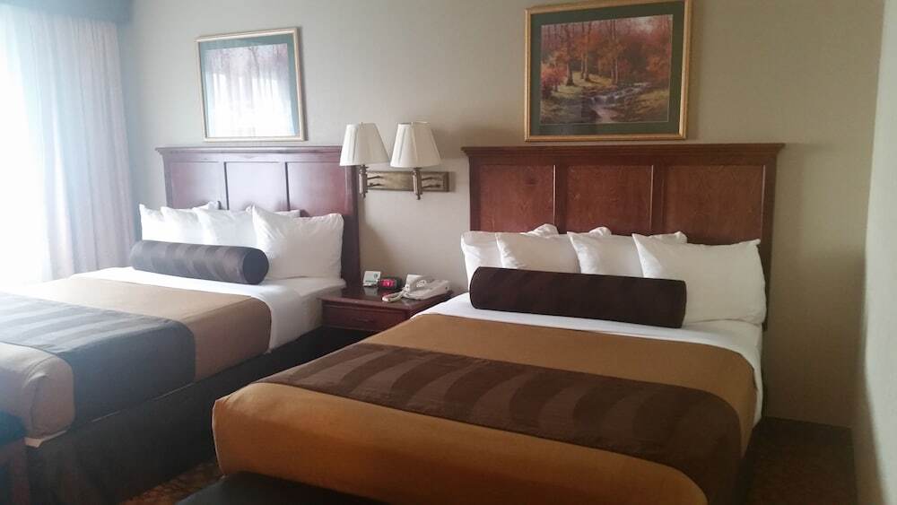 Best Western Plus Mill Creek Inn Salem Bagian luar foto